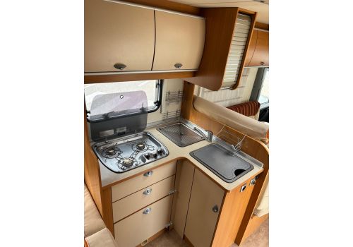 Autocaravana Integral BURSTNER Viseo I 696 de Ocasión