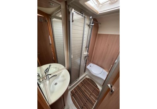 Autocaravana Integral BURSTNER Viseo I 696 de Ocasión