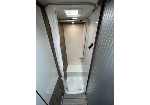 Autocaravana Perfilada ROLLER TEAM Kronos 230 TL FIT de Ocasión