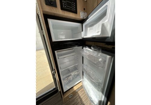 Autocaravana Integral MOBILVETTA Kea I 90 de Ocasión
