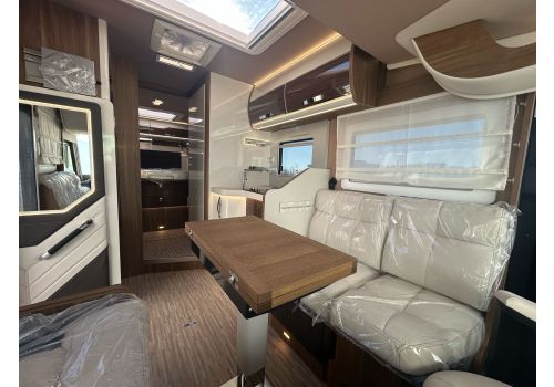 Autocaravana Integral MOBILVETTA K-Yatch Tekno Line 90 de Ocasión