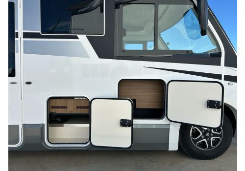 Autocaravana Integral MOBILVETTA K-Yatch Tekno Line 90 de Ocasión