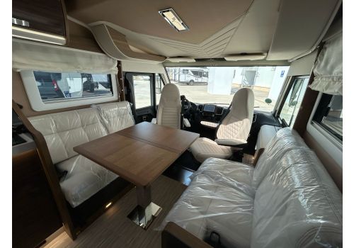 Autocaravana Integral MOBILVETTA K-Yatch Tekno Line 86 Nueva en Venta