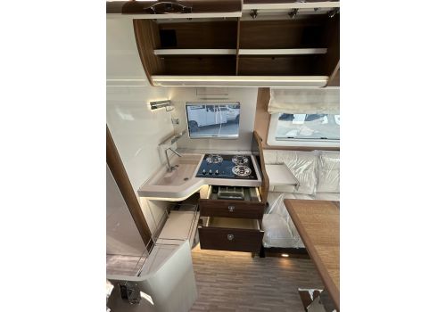 Autocaravana Integral MOBILVETTA K-Yatch Tekno Line 86 Nueva en Venta