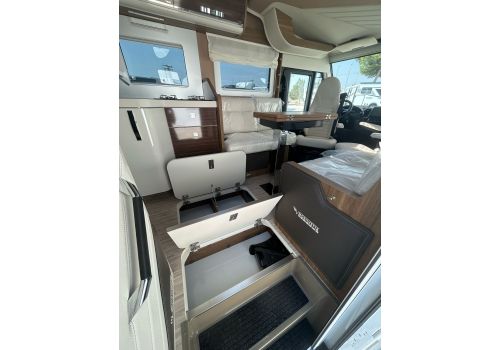 Autocaravana Integral MOBILVETTA K-Yatch Tekno Line 86 Nueva en Venta