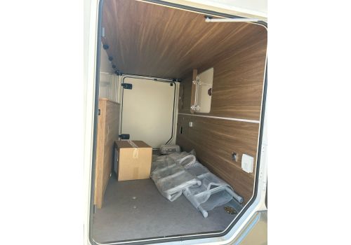 Autocaravana Integral MOBILVETTA K-Yatch Tekno Line 86 Nueva en Venta