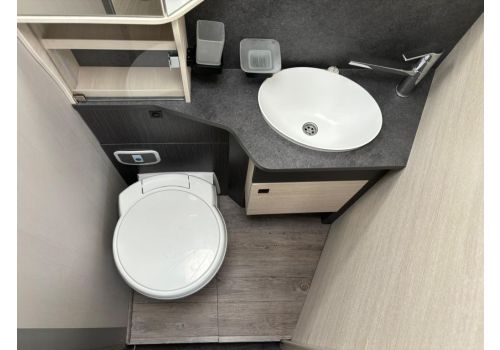 Autocaravana Perfilada CHALLENGER 328 Premium de Ocasión