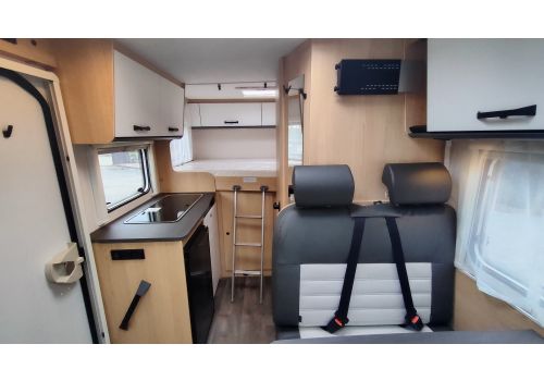 Autocaravana Perfilada SUNLIGHT V60 de Ocasión