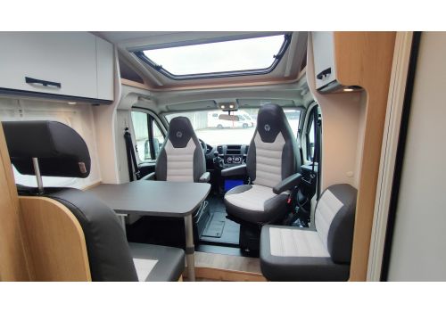 Autocaravana Perfilada SUNLIGHT V60 de Ocasión