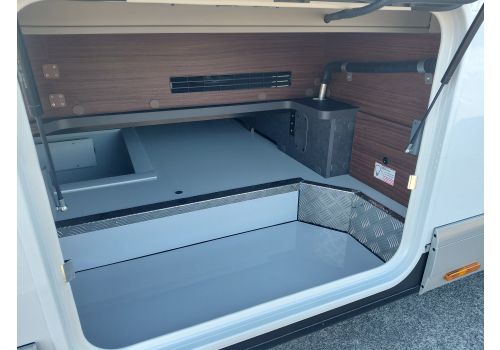 Autocaravana Integral CARTHAGO Chic c-line 5.9 XL LE Nueva en Venta