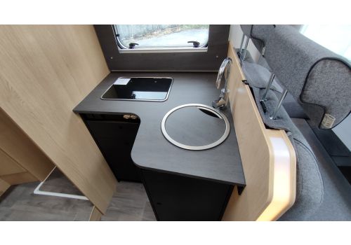 Autocaravana Integral SUNLIGHT I68 en Alquiler