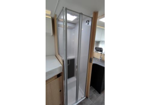 Autocaravana Integral SUNLIGHT I68 en Alquiler