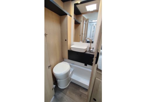 Autocaravana Integral SUNLIGHT I68 en Alquiler