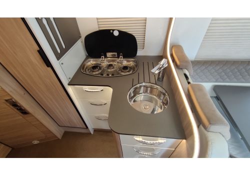 Autocaravana Integral BURSTNER Ixeo I 690 de Ocasión