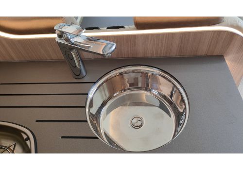 Autocaravana Integral BURSTNER Ixeo I 690 de Ocasión