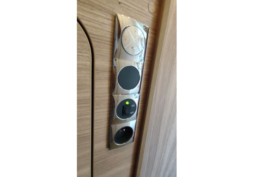 Autocaravana Integral BURSTNER Ixeo I 690 de Ocasión