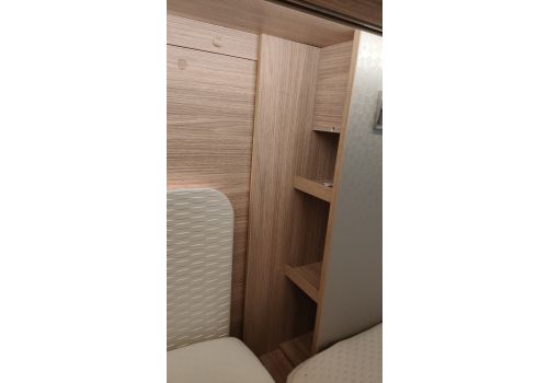 Autocaravana Integral BURSTNER Ixeo I 690 de Ocasión