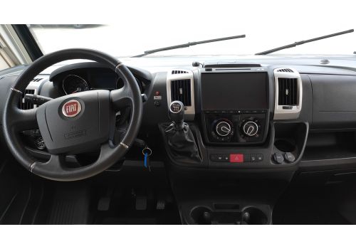 Autocaravana Integral BURSTNER Ixeo I 690 de Ocasión