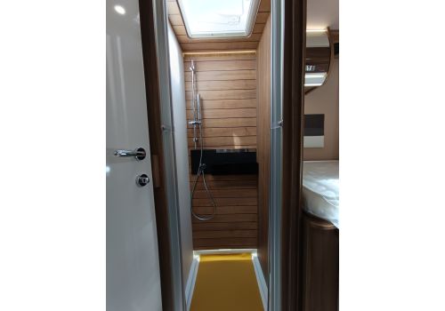 Autocaravana Integral MOBILVETTA K-Yacht Tekno Line 86 de Ocasión