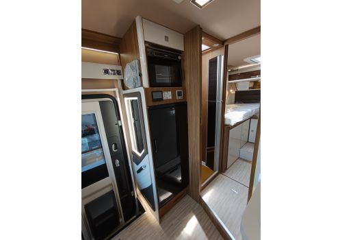 Autocaravana Integral MOBILVETTA K-Yacht Tekno Line 86 de Ocasión