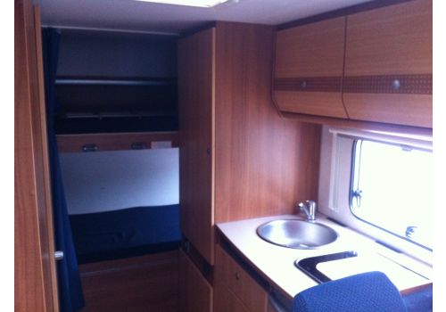 Autocaravana Capuchina CARADO A-241 de Ocasión