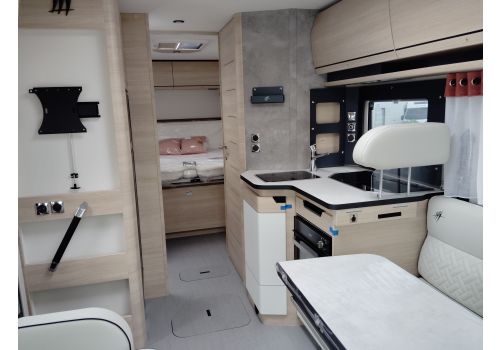 Autocaravana Integral RAPIDO 8096 Modelo 2024 de Ocasión