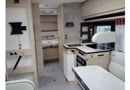 Autocaravana Integral RAPIDO 8096 Modelo 2024 Nueva en Venta