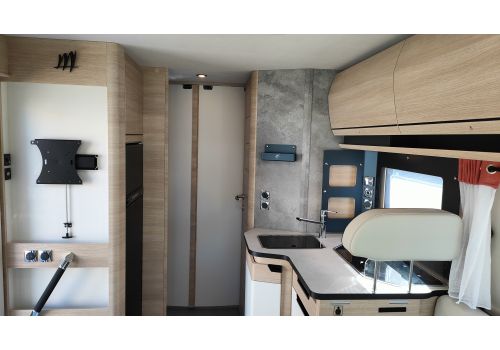 Autocaravana Integral RAPIDO 8096 DF ALDE automático de Ocasión
