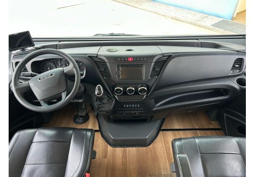 Autocaravana Integral NIESMANN BISCHOFF Flair 920 LE de Ocasión