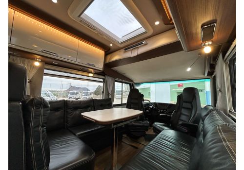Autocaravana Integral NIESMANN BISCHOFF Flair 920 LE de Ocasión