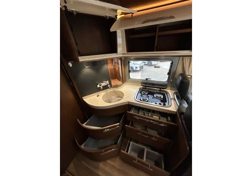Autocaravana Integral NIESMANN BISCHOFF Flair 920 LE de Ocasión