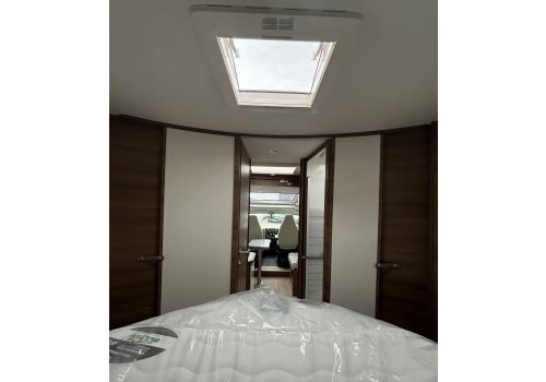 Autocaravana Perfilada RAPIDO 696 F Nueva en Venta