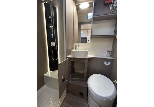 Autocaravana Perfilada ROLLER TEAM ZEFIRO 295 TL de Ocasión