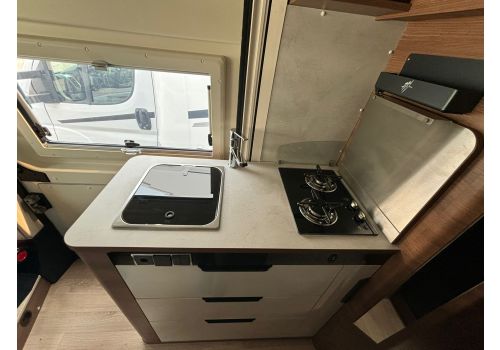 Furgoneta Cámper RAPIDO V65 XL modelo 2025 de Ocasión