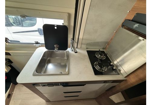 Furgoneta Cámper RAPIDO V65 XL modelo 2025 de Ocasión