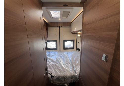 Furgoneta Cámper RAPIDO V65 XL modelo 2025 de Ocasión