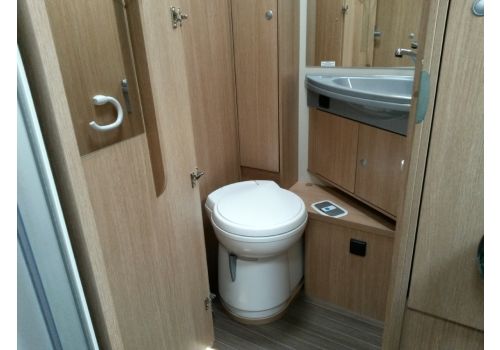 Autocaravana Perfilada SUNLIGHT T-65 modelo 2016 de Ocasión
