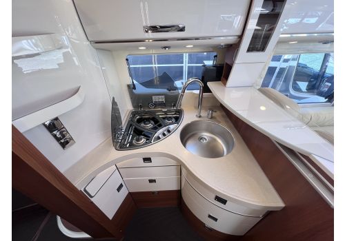 Autocaravana Integral CARTHAGO C line I 5.0 QB L "Superior" de Ocasión