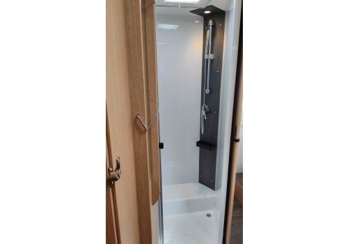 Autocaravana Perfilada SUNLIGHT T 69 LC Adventure Edition Nueva en Venta