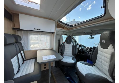 Autocaravana Perfilada SUNLIGHT V66 en Alquiler
