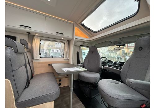 Autocaravana Perfilada SUNLIGHT T58 Modelo 2024 de Ocasión