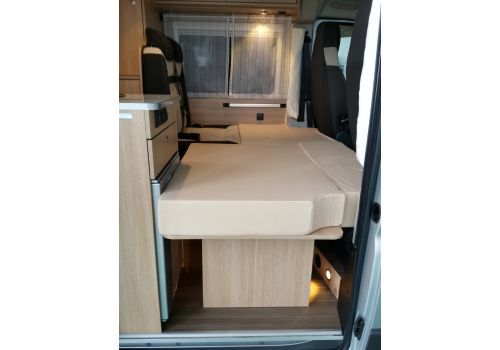 Furgoneta Cámper ROADCAR R600 modelo 2017 de Ocasión