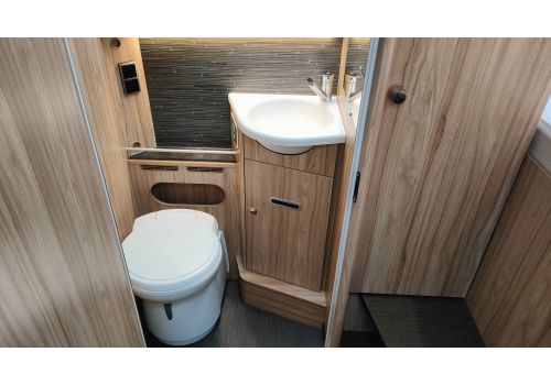 Autocaravana Integral HYMER Exsis-i 594 de Ocasión