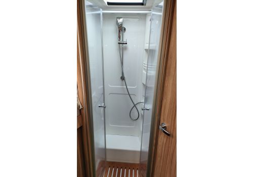 Autocaravana Integral HYMER Exsis-i 594 de Ocasión