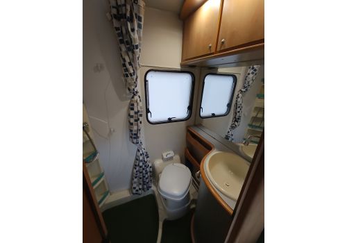 Autocaravana Capuchina MC LOUIS Tandy Plus de Ocasión