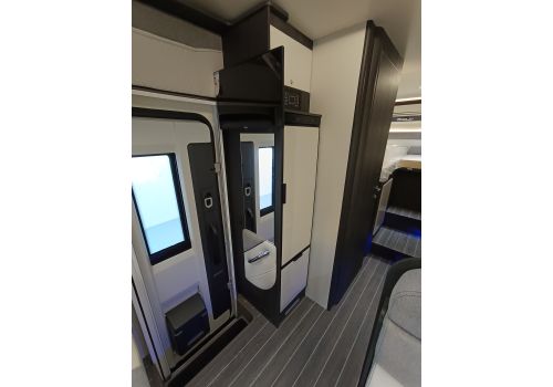 Autocaravana Capuchina ROLLER TEAM Kronos 284 M de Ocasión