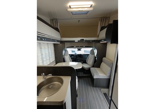 Autocaravana Capuchina ROLLER TEAM Kronos 284 M de Ocasión
