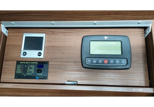 Autocaravana Integral NIESMANN BISCHOFF ARTO 88F de Ocasión