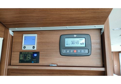 Autocaravana Integral NIESMANN BISCHOFF ARTO 88F de Ocasión