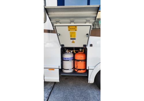 Autocaravana Integral NIESMANN BISCHOFF ARTO 88F de Ocasión